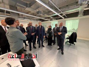 وزير الإسكان يبحث مع أكسيونا الإسبانية توسيع الشراكة في مشروعات المياه والتحلية والبنية التحتية 7 akhbarelsaa.com H3Rfn6rG