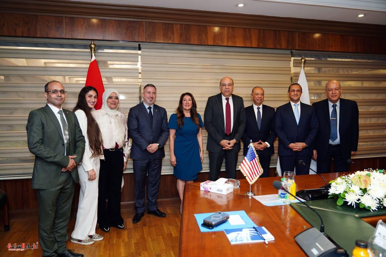 وزير الطيران المدني يشهد توقيع مذكرة تفاهم بين مصر والولايات المتحدة الأمريكية 3 akhbarelsaa.com NWUyhgSL