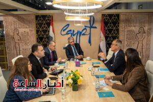 وزير السياحة يستعرض مع كبار منظمي الرحلات العالميين خطط التوسع في المقاصد المصرية وزيادة التدفقات السياحية 6 akhbarelsaa.com wNBkiM61