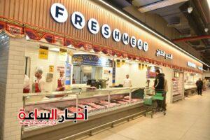 وزير التموين يفتتح لولو هايبر ماركت بالتجمع الخامس باستثمارات 500 مليون جنيه ويوفر 1000 فرصة عمل 6 akhbarelsaa.com bK388CqF