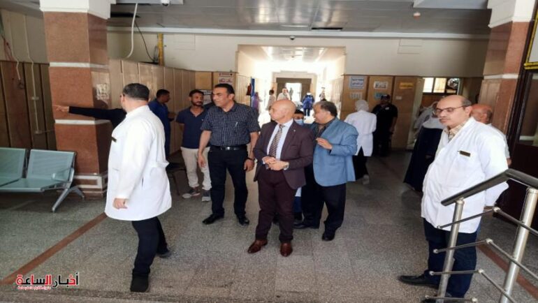 وكيل وزارة الصحة بالشرقية يتفقد سير العمل بمستشفى الصدر بالزقازيق في حضور لجنة من الوزارة وهيئة الاعتماد والرقابة الصحية 1 post image 1695061397