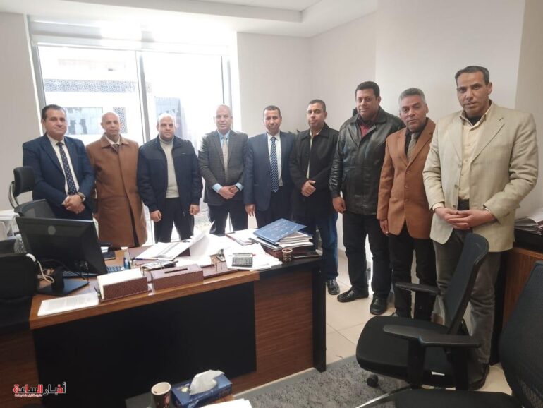 الرئيسية 102