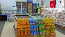 انخفاض سعر الزيت والسكر