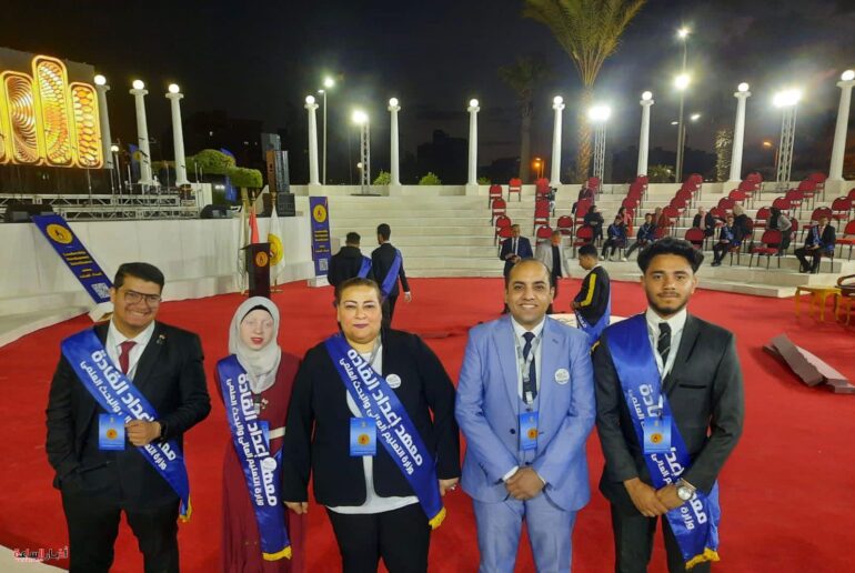 الرئيسية 182