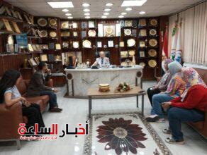 وكيل صحة الشرقية بإدارة الصيدلة لمناقشة خطة توفير الأدوية والمخزون الاستراتيجي  7 akhbarelsaa.com WtbL2r52