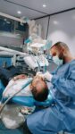 إقبال كبير على قافلة جامعة القاهرة في رأس غارب