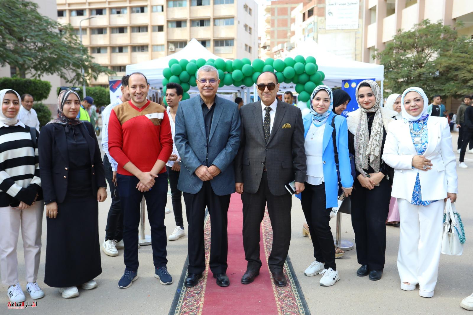 akhbarelsaa.com