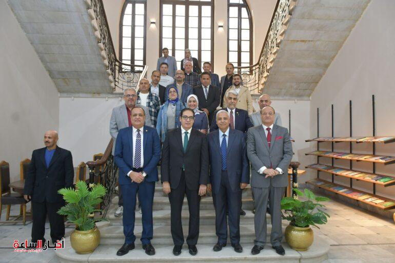 akhbarelsaa.com OQRodBVH