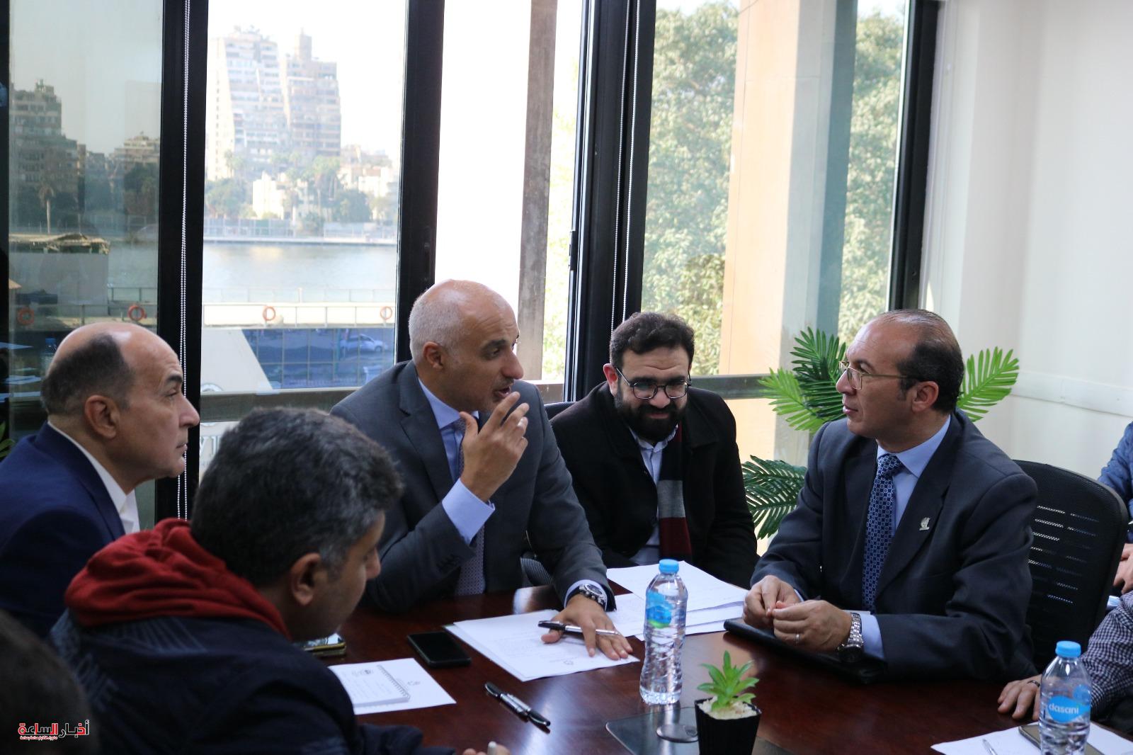 akhbarelsaa.com 1C3o10Gl