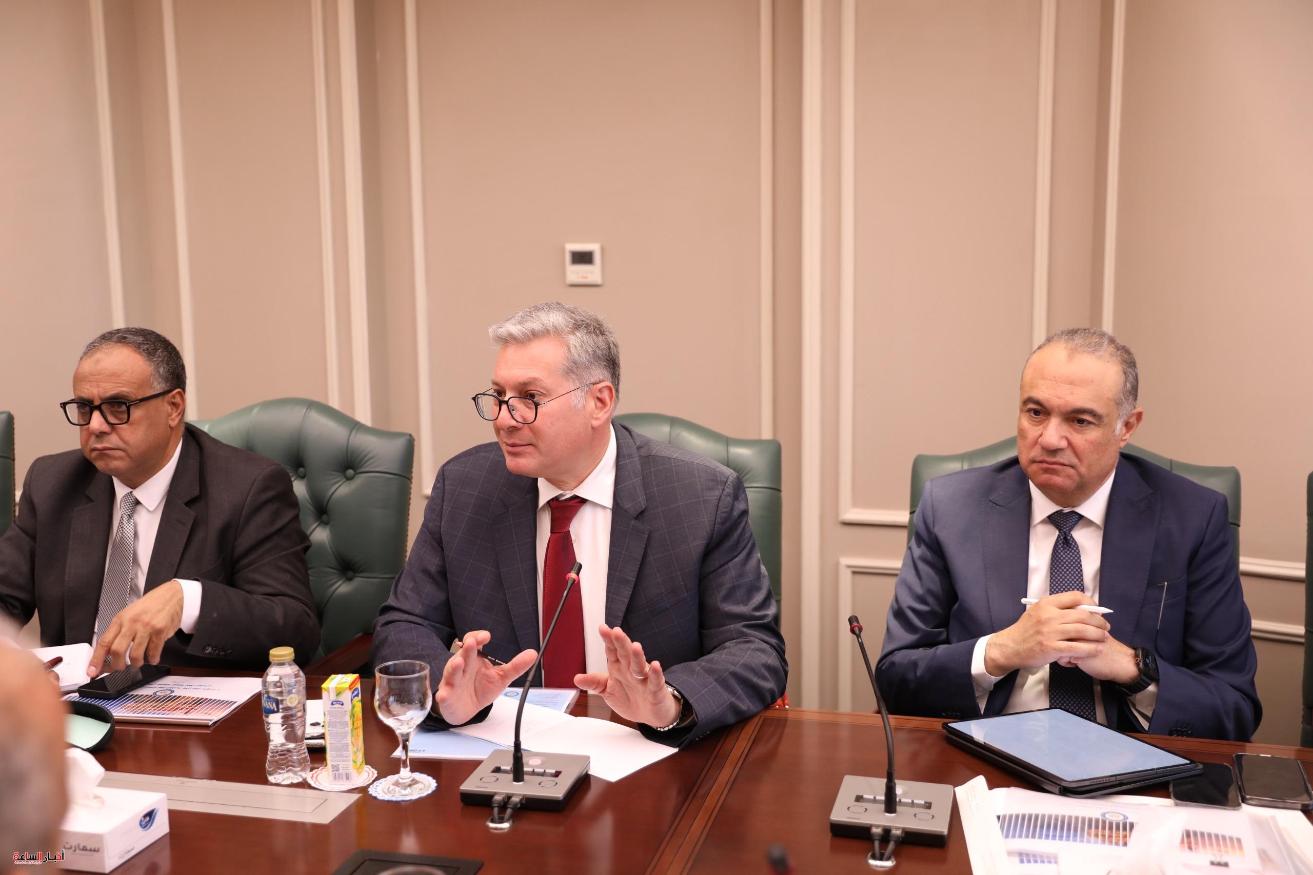 تعاون بين " البترول " و"الكهرباء" لتوفير الوقود وتأمين التغذية الكهربائية خلال فصل الصيف 4 akhbarelsaa.com