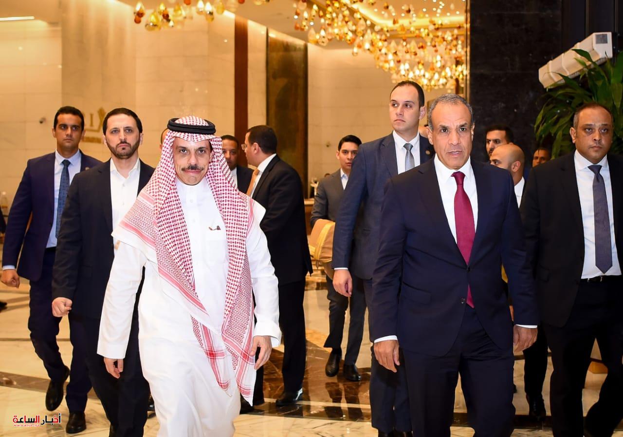 akhbarelsaa.com cvpVsCDS