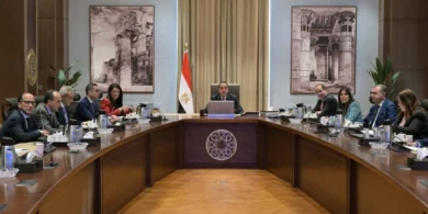 وكيل وزارة الصحة بالشرقية يهنئ وزير الصحة والسكان وقيادات الطب الوقائي بالفوز بجائزة التميز الحكومي العربي 10 akhbarelsaa.com JYhcMqum