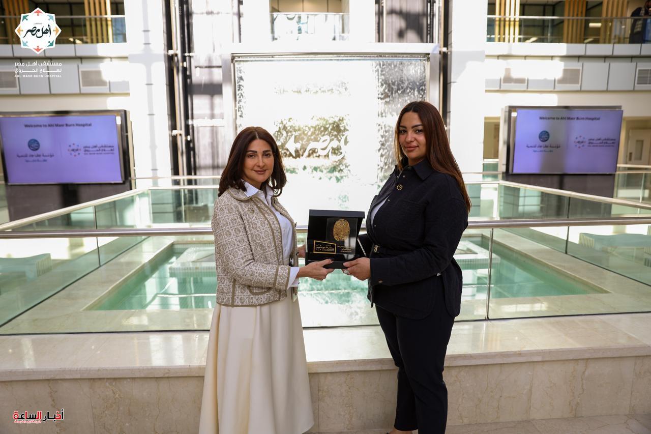 مذكرة تفاهم بين مستشفى أهل مصر ومؤسسة عطا جاد لدعم المرحلة الثانية من توسعات علاج الحروق 1 akhbarelsaa.com