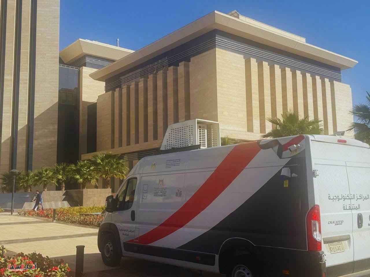 وزارة الخارجية تطلق سيارات مراكز تكنولوجية متنقلة لتقديم خدمات التصديقات بالقاهرة الكبرى