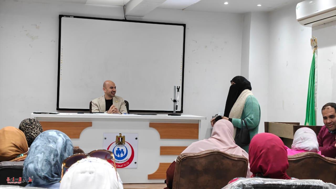 العلاقات العامة والإعلام تناقش خطة تطوير الإعلام وتنفيذ مسابقة الأم المثالية بالقطاع الصحي بمحافظة الشرقية