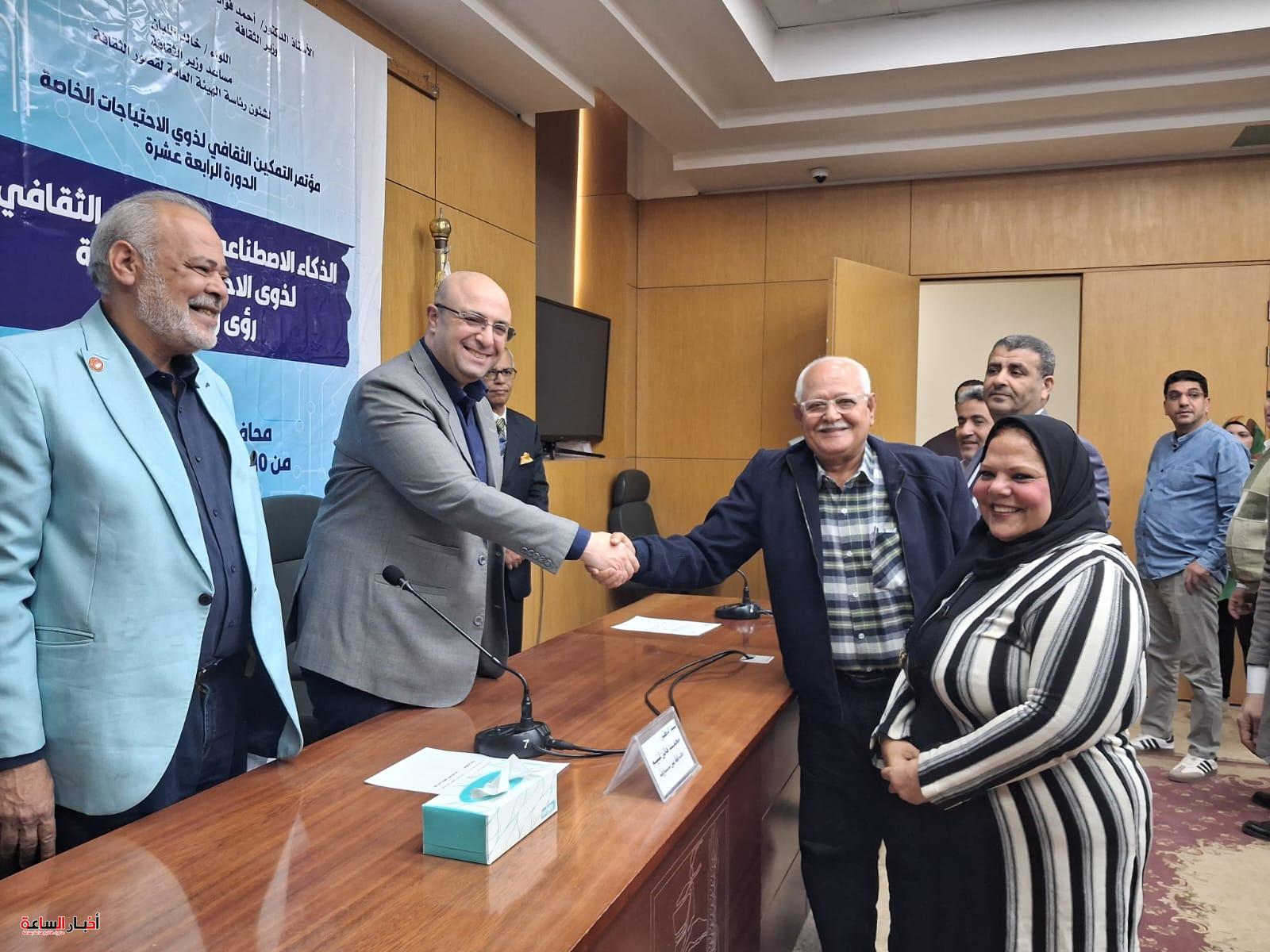 akhbarelsaa.com ZZlrhRBB