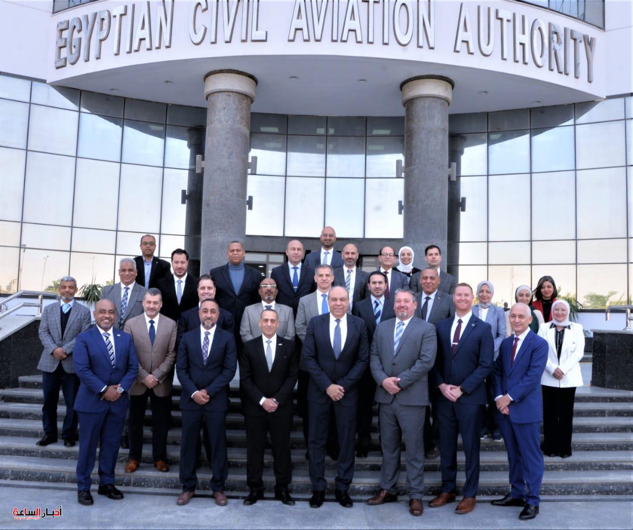 وزير الطيران المدني يلتقي وفد إدارة الطيران الفيدرالي الأمريكية (FAA) وإشادة أمريكية بمنظومة سلطة الطيران المدني المصري