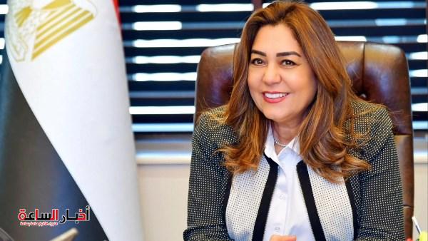 وزيرة التنمية المحلية والبيئة تفتتح اجتماعا حول خطة تطوير الإدارة المتكاملة للبحيرات وزيرة التنمية المحلية والبيئة تفتتح اجتماعا حول خطة تطوير الإدارة المتكاملة للبحيرات