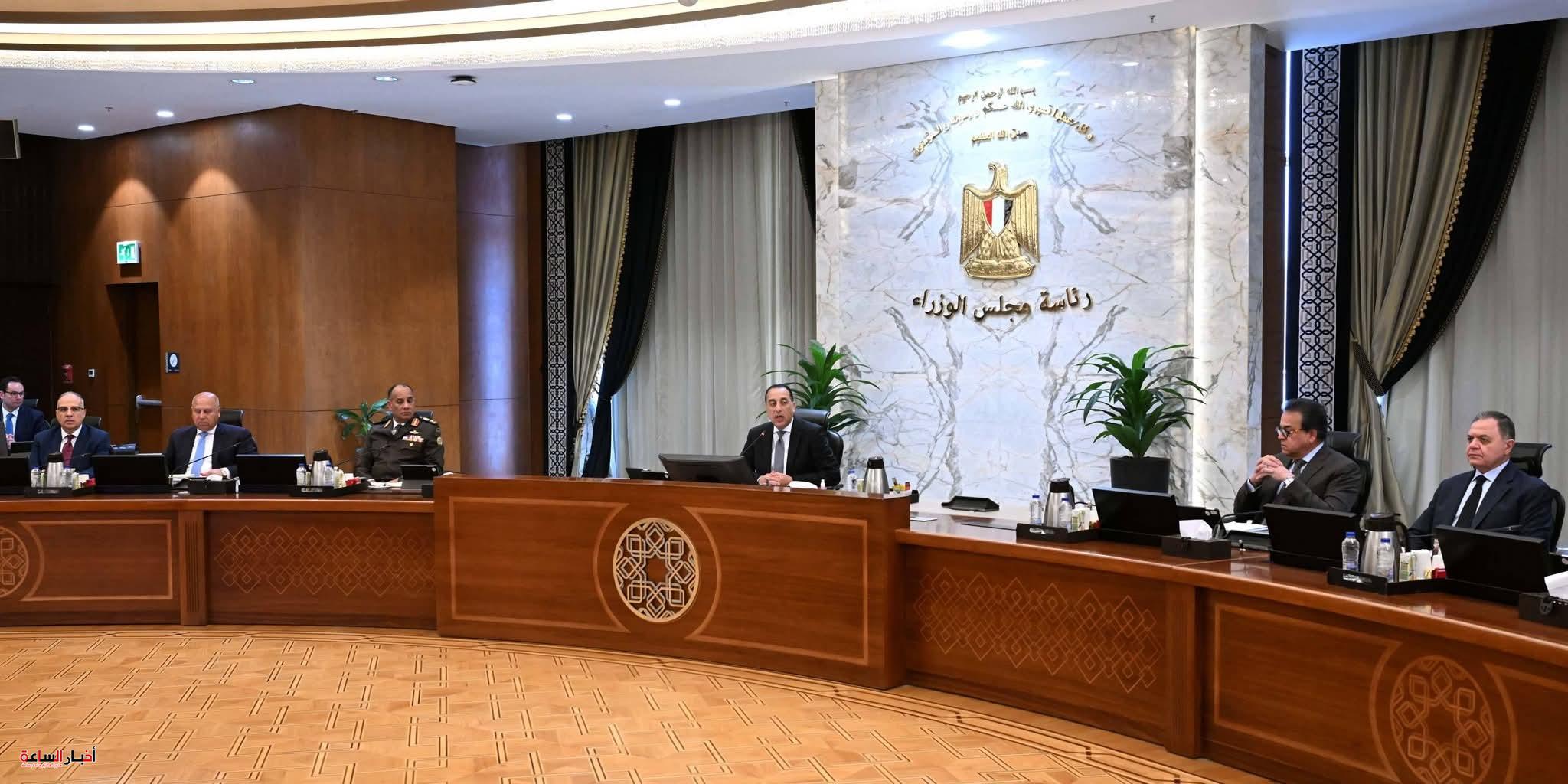 الحكومة توافق على موازنة 2026/2027 بزيادة الإيرادات إلى 4 تريليونات جنيه وتركيز على الصحة والتعليم والحماية الاجتماعية