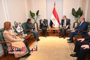 وزير التموين يوقع مذكرة تفاهم مع برنامج الأغذية العالمي لتعزيز الأمن الغذائي وتطوير منظومة الإمدادات حتى 2028 8 akhbarelsaa.com GOqTY0IQ