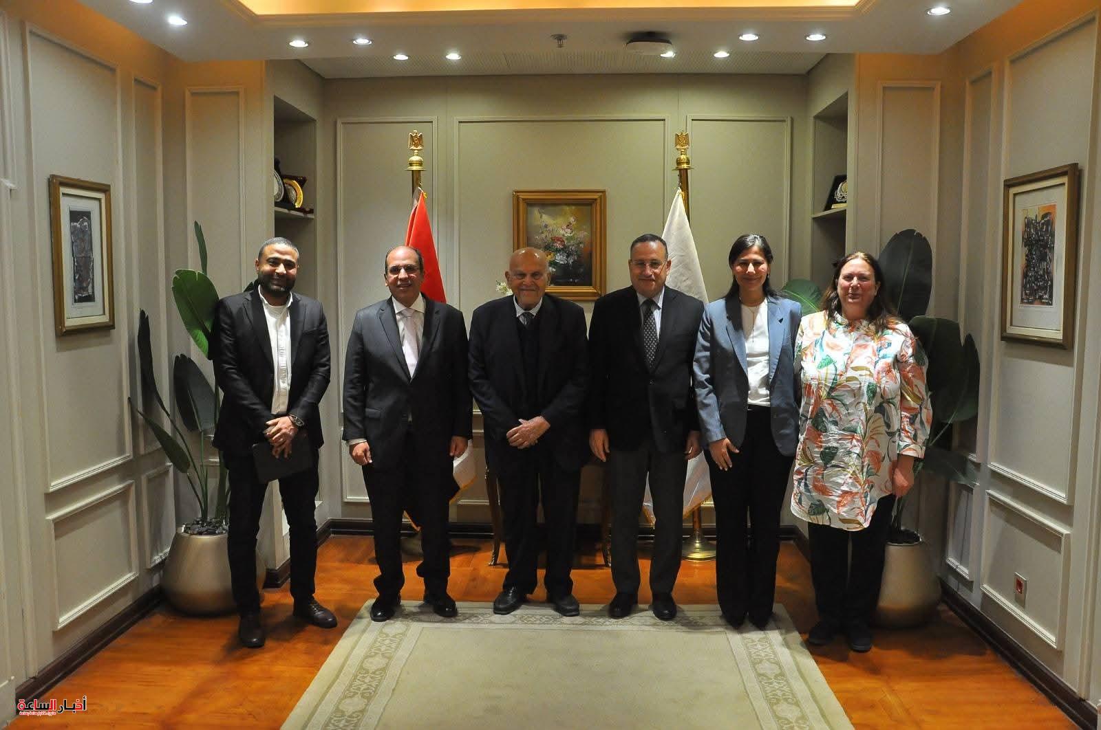 التعليم العالي يعزز شراكته مع مجدي يعقوب لدعم الرعاية الصحية وبناء الكوادر في مصر وإفريقيا