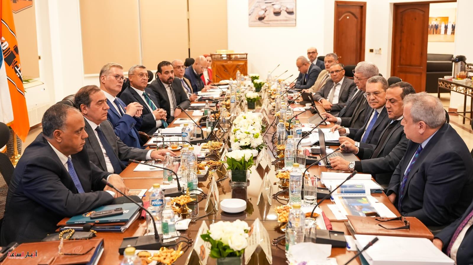 akhbarelsaa.com LCjgLoGr