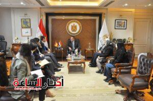 وزير التعليم العالي يبحث مع سفير إسبانيا وجامعة IE تعزيز التعاون الأكاديمي والبحثي بين البلدين 6 akhbarelsaa.com Pd0Q343Y