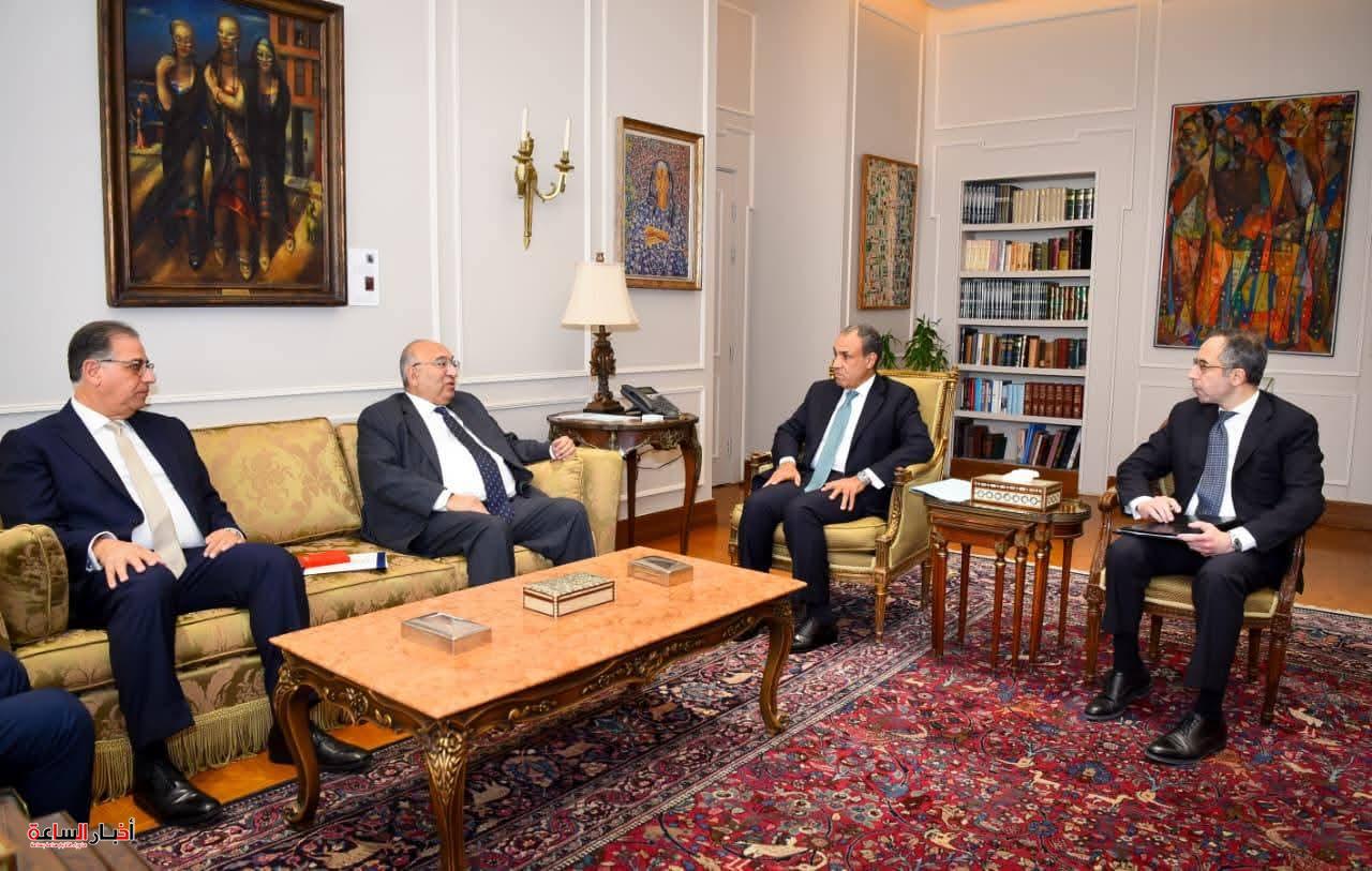 وزير الخارجية يبحث مع رئيس لجنة مكافحة الهجرة غير الشرعية تعزيز خطط التوعية والتنسيق الوطني