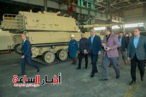 وزير الإنتاج الحربي يتابع تصنيع منظومة الهاوتزر K9A1EGY ويعلن قرب تسليم الكتيبة الأولى للقوات المسلحة 13 akhbarelsaa.com e7JEcRcI