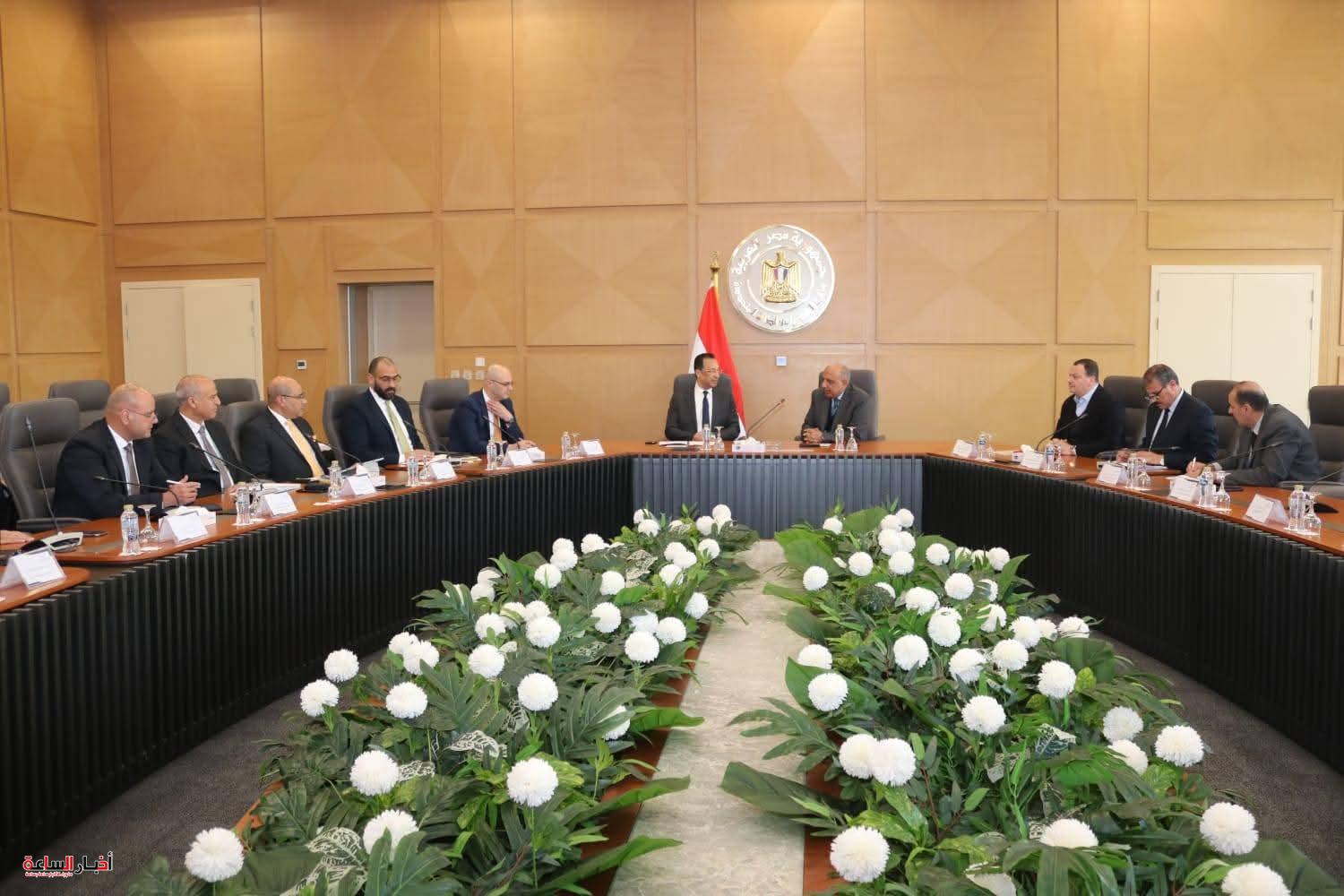 الكهرباء والاتصالات تبحثان دعم الاستثمارات وتطوير صناعة مراكز البيانات في مصر