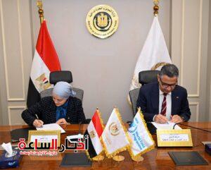 وزير التموين يوقع مذكرة تفاهم مع برنامج الأغذية العالمي لتعزيز الأمن الغذائي وتطوير منظومة الإمدادات حتى 2028 10 akhbarelsaa.com gsnjneHS