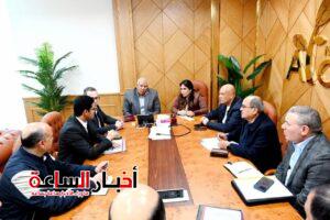 تنسيق موسع بين الإسكان ومحافظة مطروح لتعزيز جاهزية المرافق ومتابعة تنفيذ مشروع رأس الحكمة 3 akhbarelsaa.com jqJ5J3sl