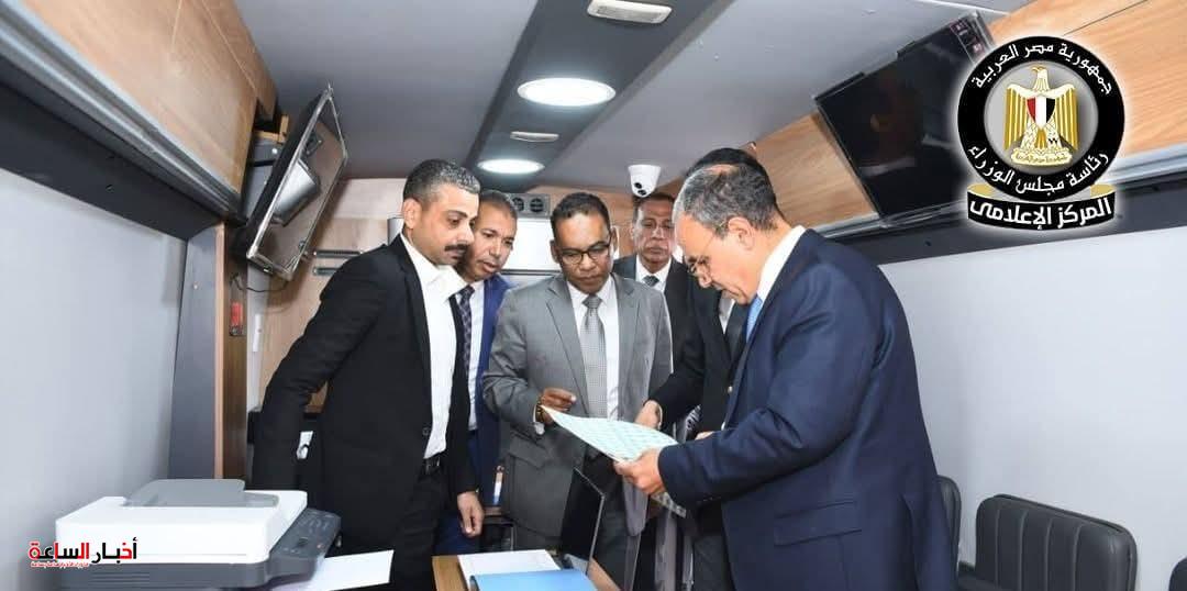 الخارجية تفتتح مكتب تصديقات متنقل بالعاصمة الإدارية لتيسير الخدمات القنصلية للمواطنين