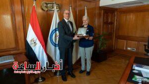 akhbarelsaa.com AcbOqpIy