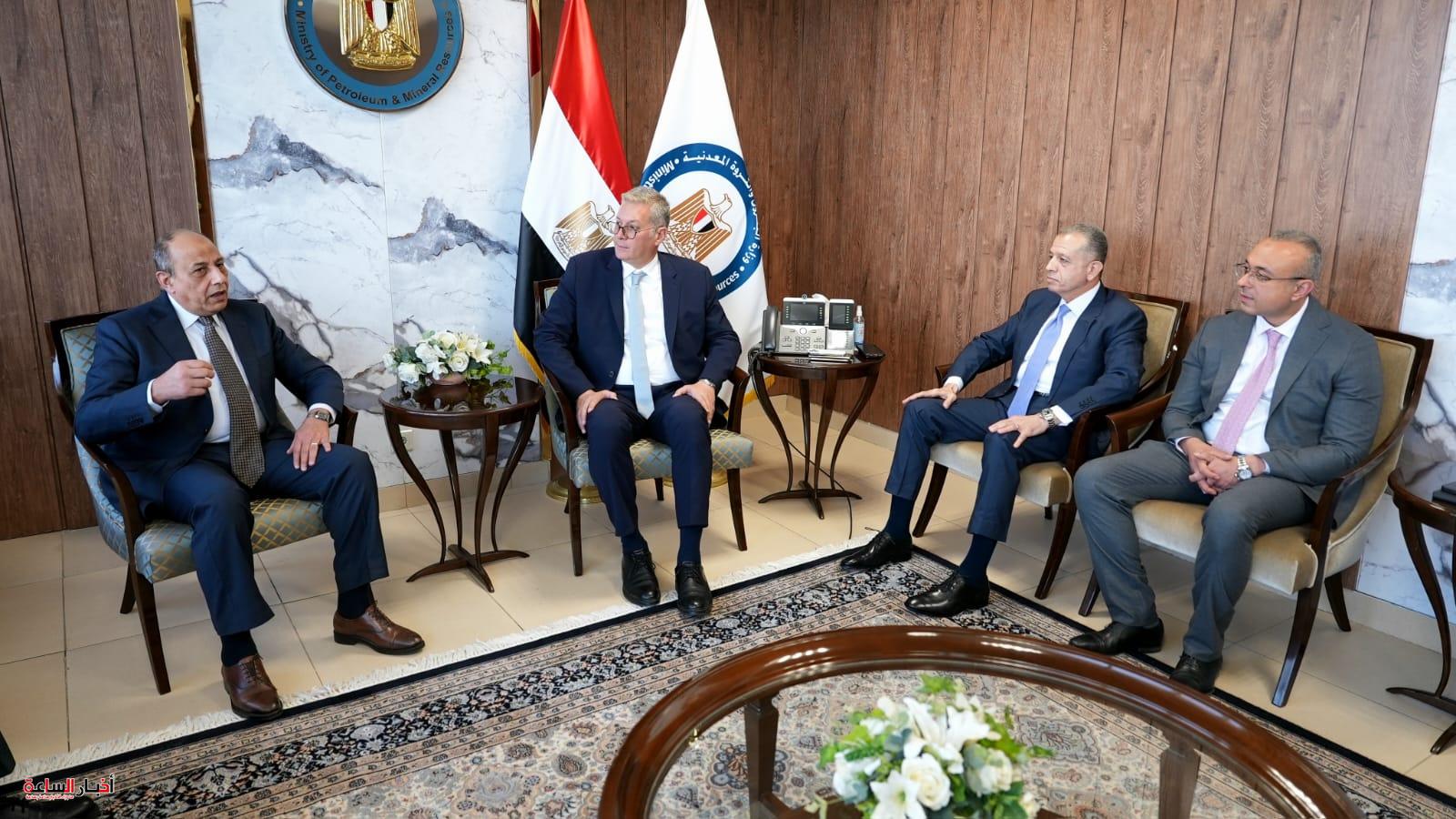 akhbarelsaa.com B38J94Wm