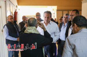 زيارة مفاجئة لوزير الصحة لمركز طبي الحي الثالث بمدينة بدر لمتابعة مستوى الخدمات الطبية 5 akhbarelsaa.com OveLQPYf