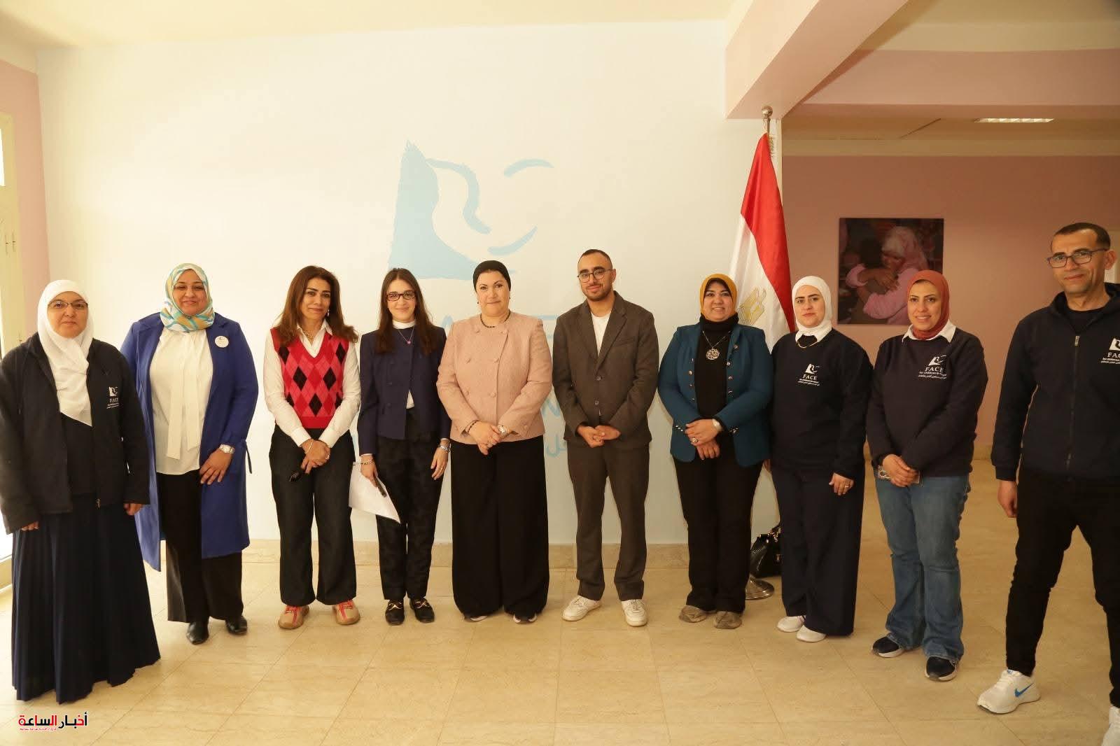 رئيسة القومي للطفولة والأمومة تشيد بدور مركز فيس للكفالة في رعاية الأطفال فاقدي الرعاية الأسرية ودعم دمجهم داخل أسر بديلة