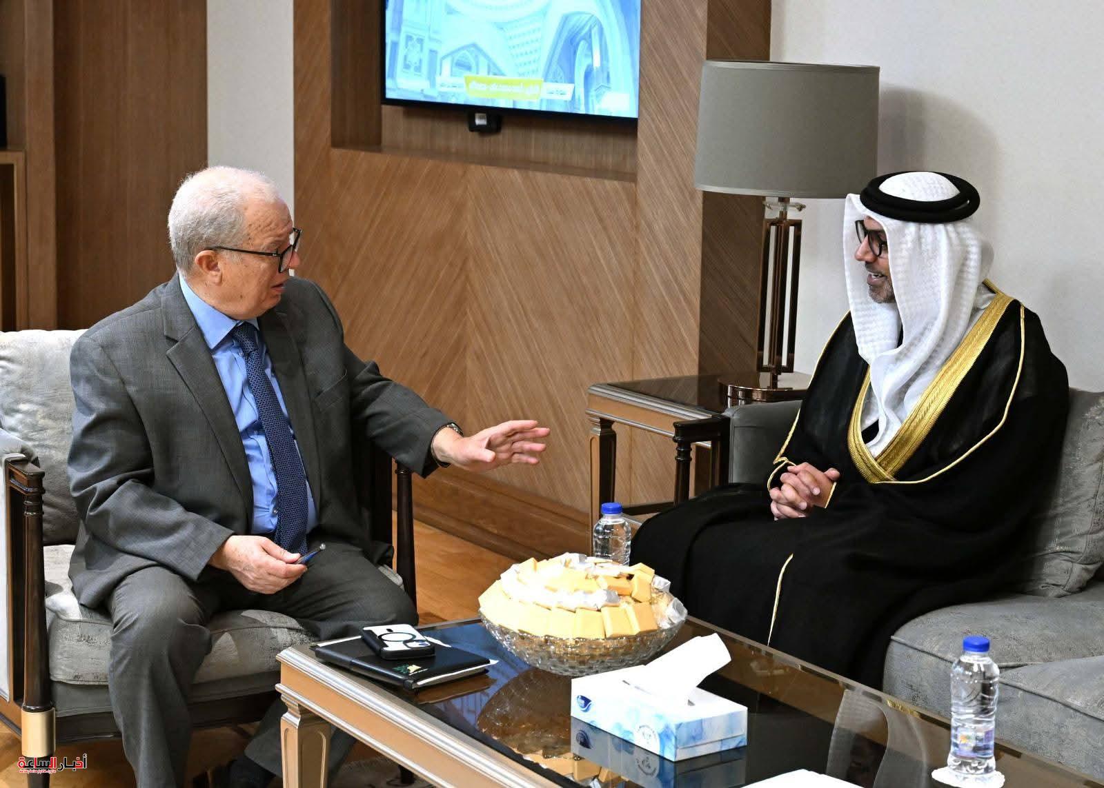 نائب رئيس الوزراء للشئون الاقتصادية يبحث مع سفير الإمارات بالقاهرة تعزيز الاستثمارات والشراكات الاقتصادية