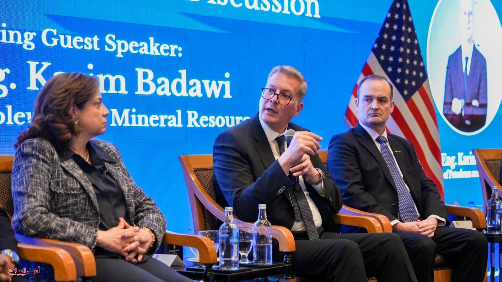 خلال لقاء الغرفة التجارية الأمريكية 