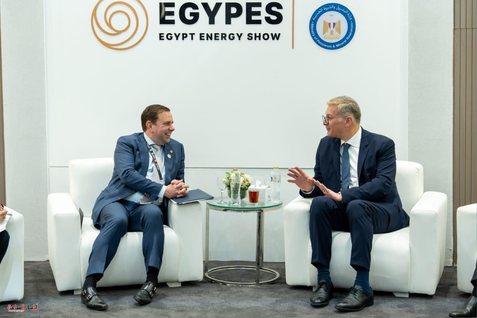 وزير البترول يعزز شراكات الغاز مع “شل” و”إنرجين” لدعم الإنتاج والتحول الإقليمي لمركز طاقة