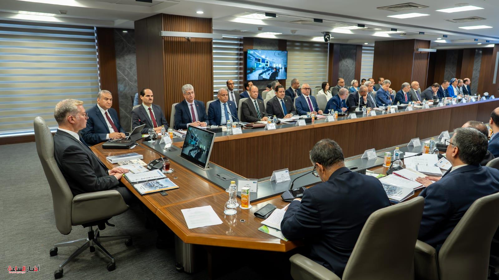 وزير البترول يعتمد نتائج "جاسكو" 2025 10 akhbarelsaa.com rCk6zqMs