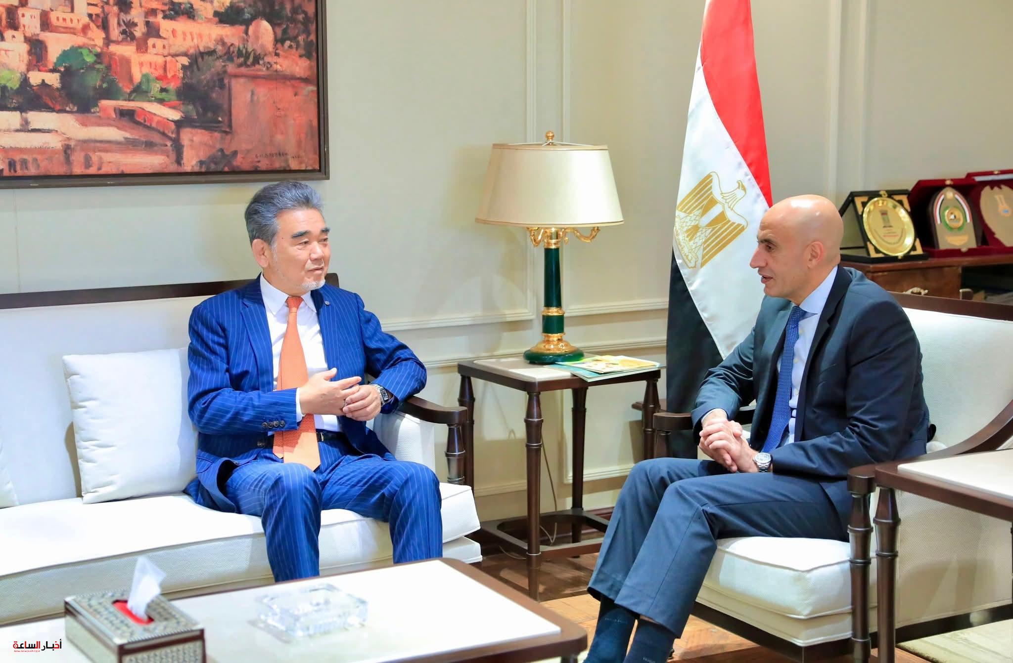 مصر واليابان تبحثان إدخال «الثقافة المالية» للثانوي