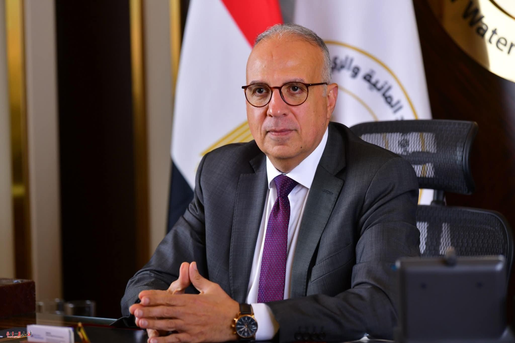 تشغيل قناطر ديروط الجديدة لتعزيز ري 1.6 مليون فدان بالصعيد