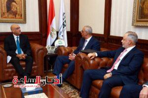 جهاز تنمية المشروعات يضخ 200 مليون جنيه لدعم المشروعات الصغيرة بنظام التأجير التمويلي 4 akhbarelsaa.com f7hUIiWB