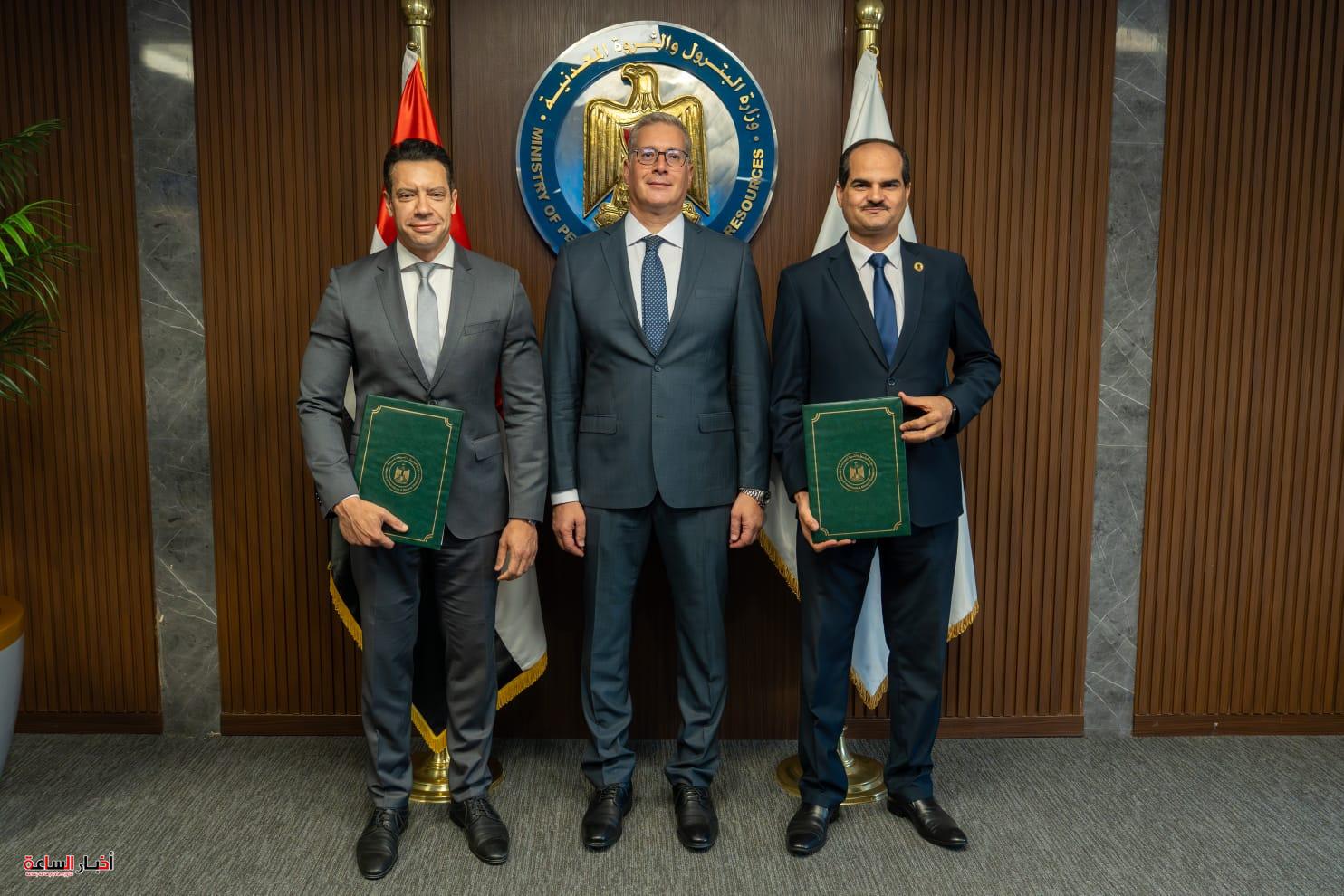 وزير البترول: استثمارات جديدة في دسوق وبورفؤاد لدفع أنشطة الاستكشاف وتنمية احتياطيات الغاز 8 akhbarelsaa.com idhpS84L