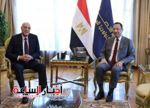 بروتوكول تعاون بين «الاتصالات» وهيئة قضايا الدولة لتعزيز التحول الرقمي وتدريب الكوادر على الذكاء الاصطناعي 9 akhbarelsaa.com TDRiYuCU