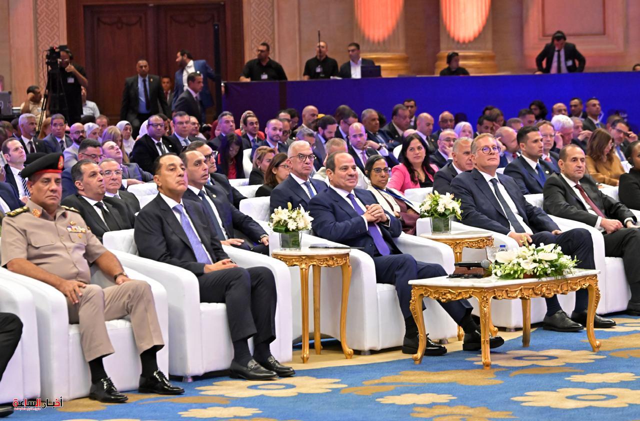 الرئيس عبد الفتاح السيسي يفتتح منتدى مصر للتعدين.. 119 شركة تقدم 403 عروض
