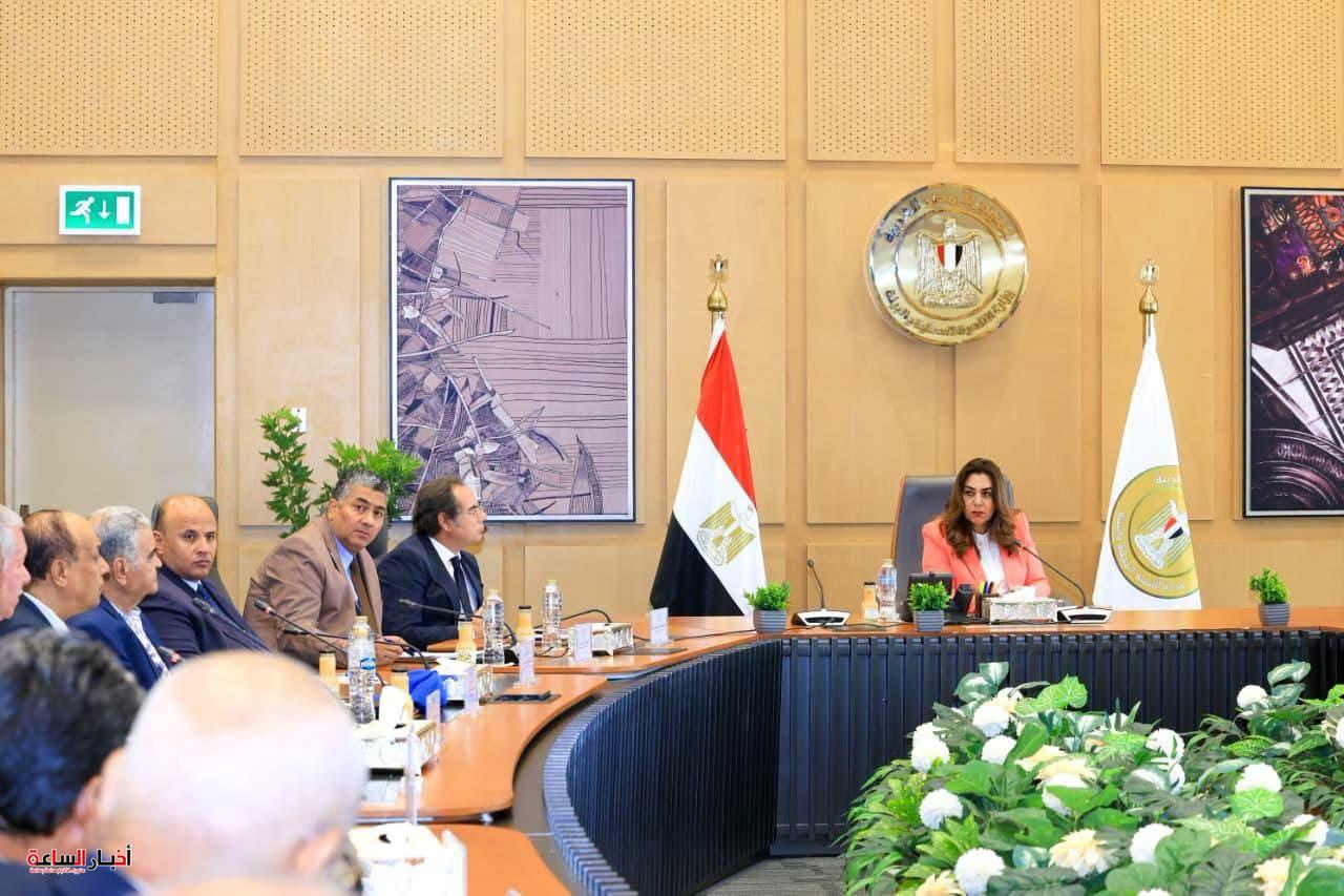 دكتورة منال عوض تشدد على مواجهة الصيد غير القانوني وحماية الطيور المهاجرة