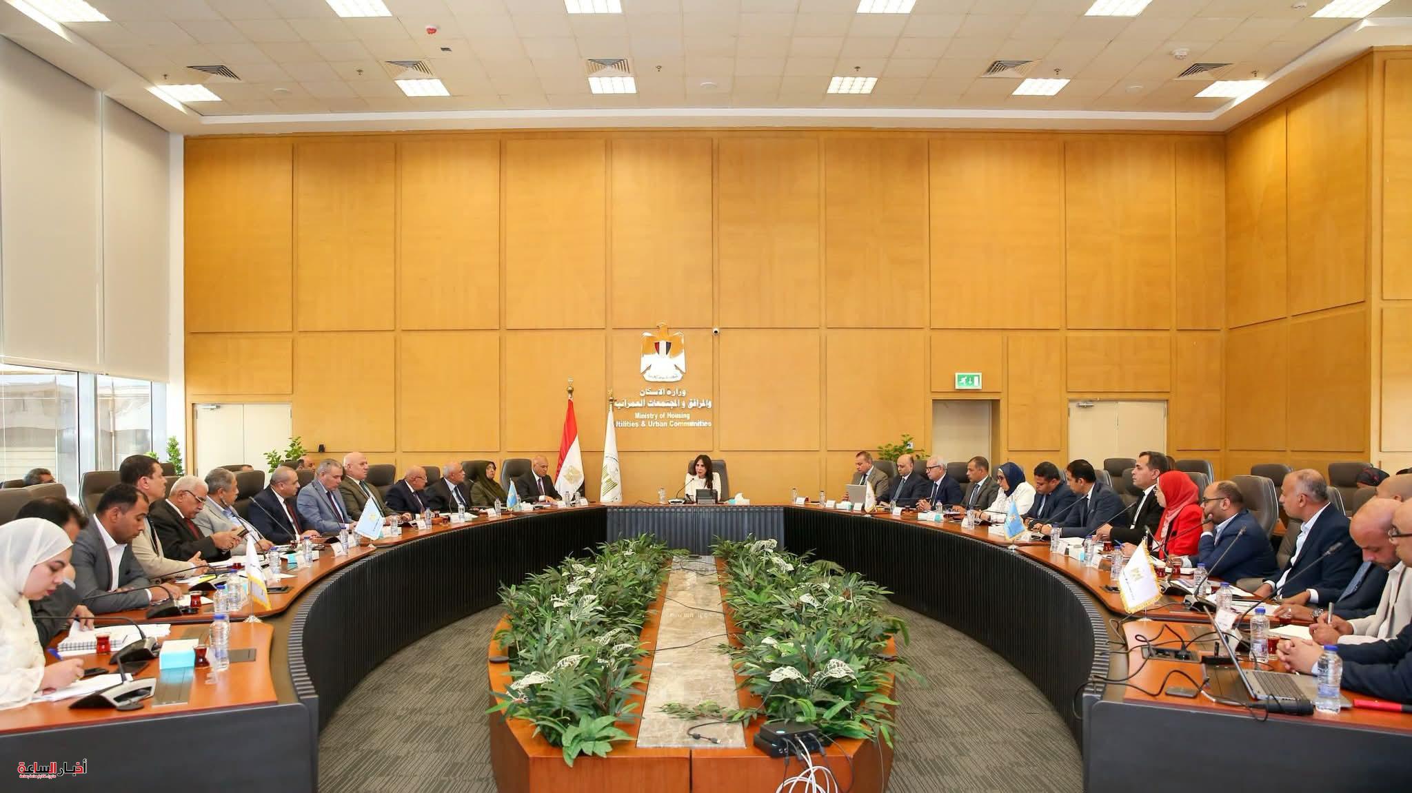 وزيرة الإسكان تتابع مشروعات الصرف بالقاهرة ومياه الشرب في الشروق وبدر