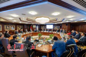 البنك المركزي والصناعة يطلقان صندوقًا بمليار جنيه لإنقاذ المصانع المتعثرة 6 akhbarelsaa.com 1BSX4Tud